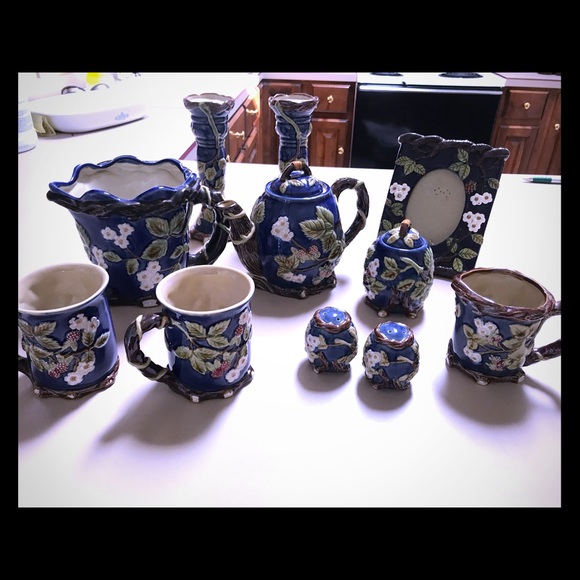 Nouveau majolica set